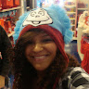 Meet your Posher, Alyssa